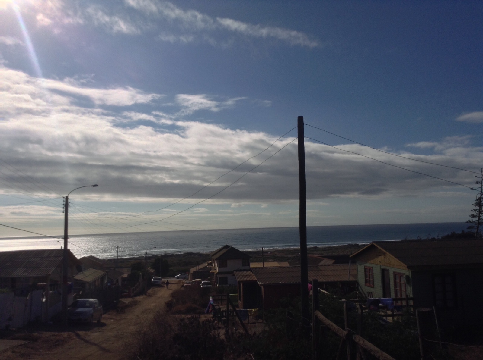 Vista de Playa Hermosa y la costa de Pichilemu desde un cerro