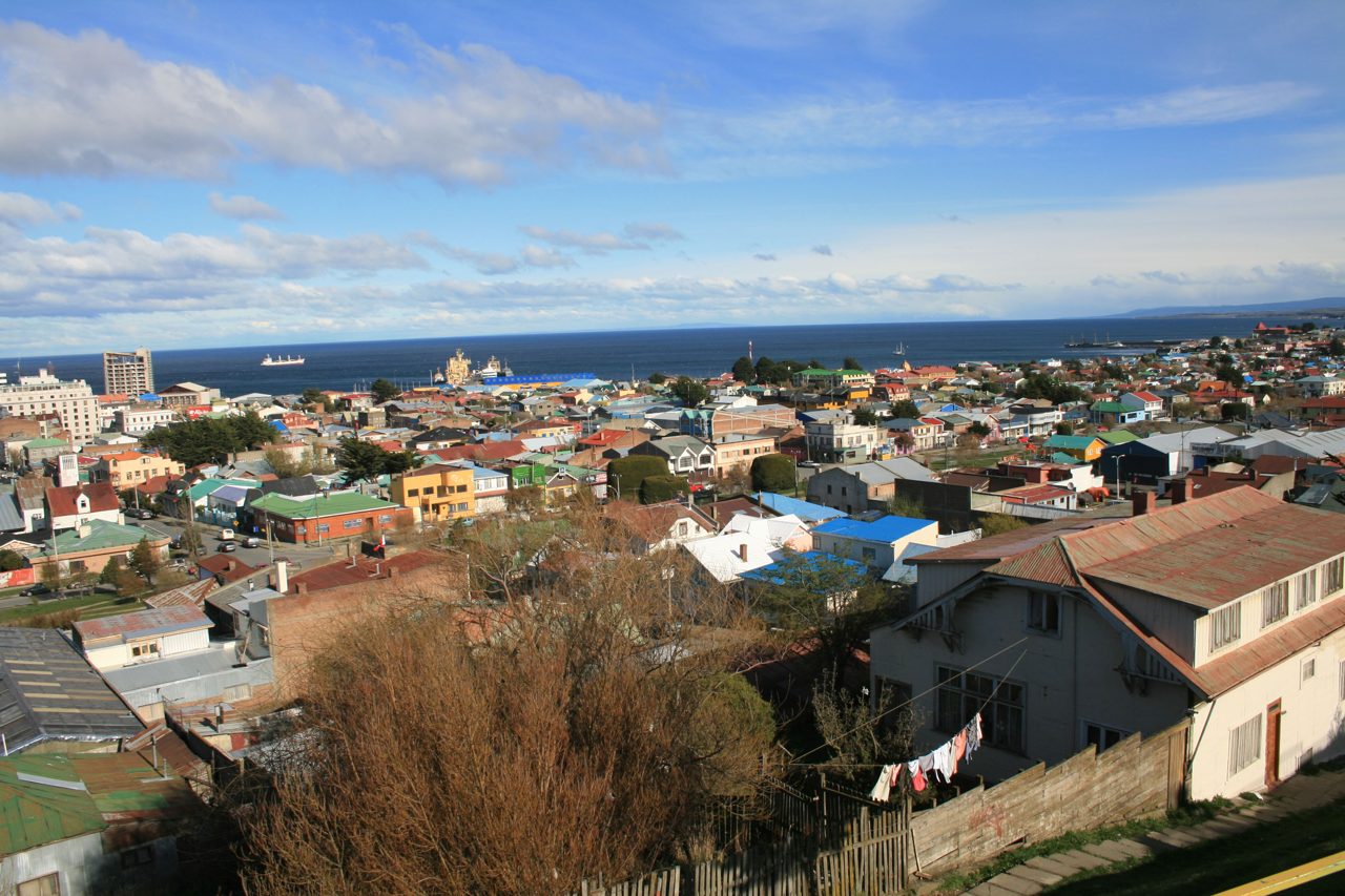 Punta Arenas junto al Estrecho de Magallanes